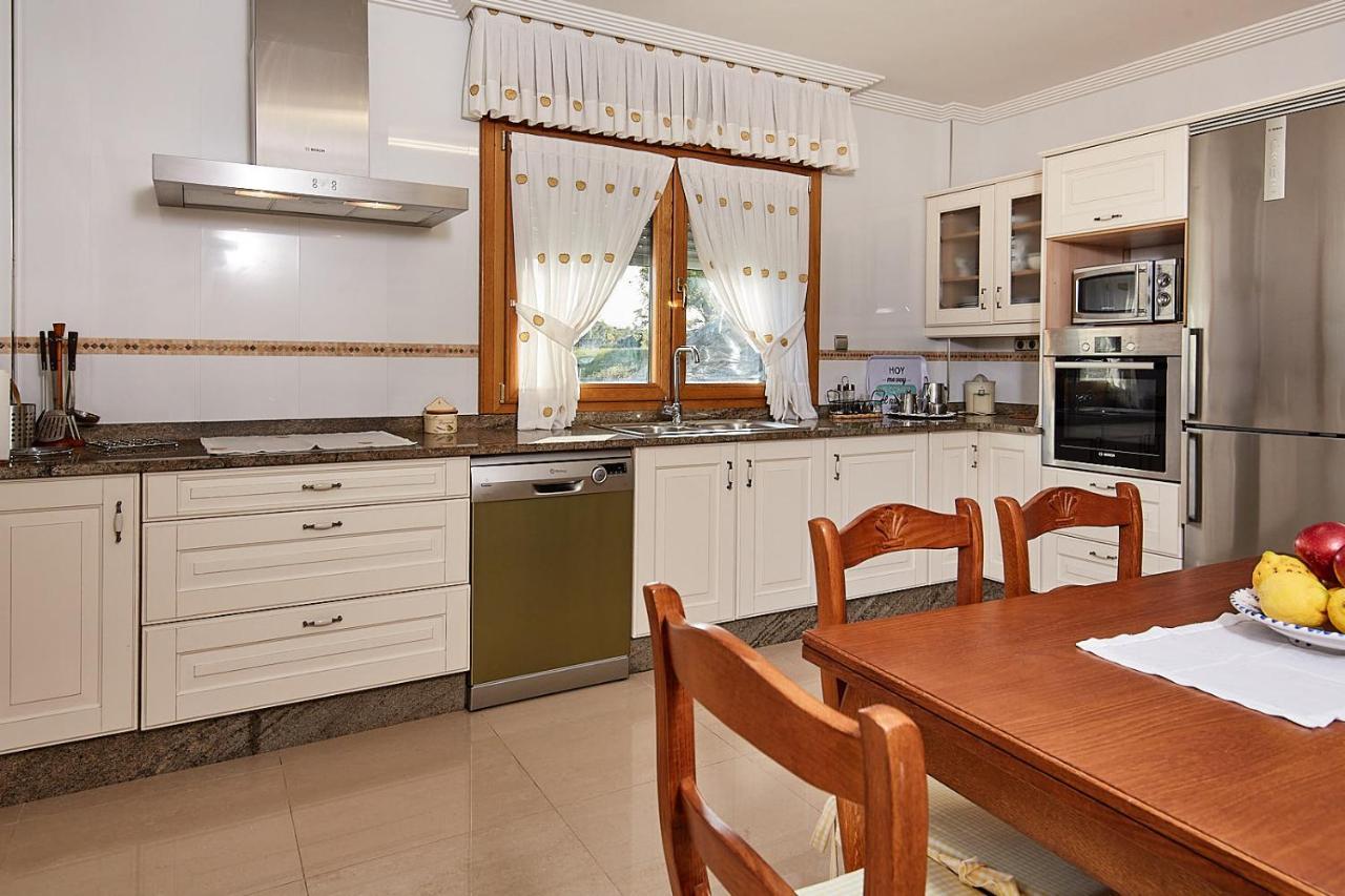 Alojamiento Extrahotelero Casa Ernestina Castillo  Экстерьер фото