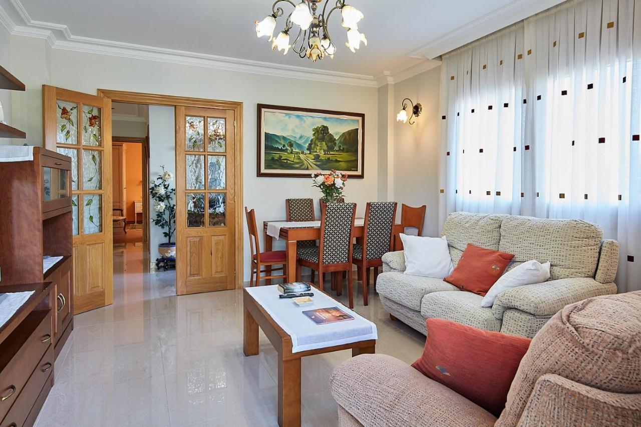 Alojamiento Extrahotelero Casa Ernestina Castillo  Экстерьер фото