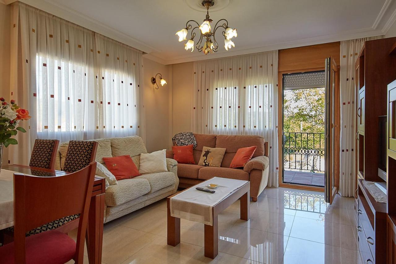 Alojamiento Extrahotelero Casa Ernestina Castillo  Экстерьер фото